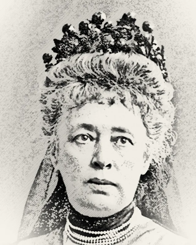 Pencil-style portrait of Bertha von Suttner, an older woman with curled hair, a jewelled headpiece and a pearl choker.